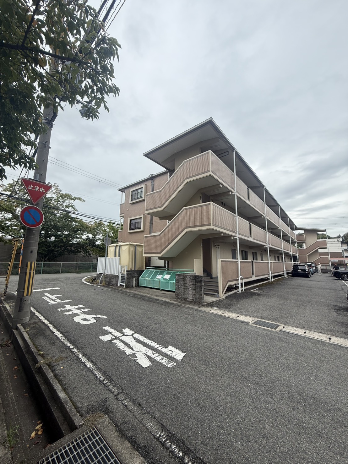 神戸市西区 塗装工事 集合住宅 外壁改修施工前 三田市